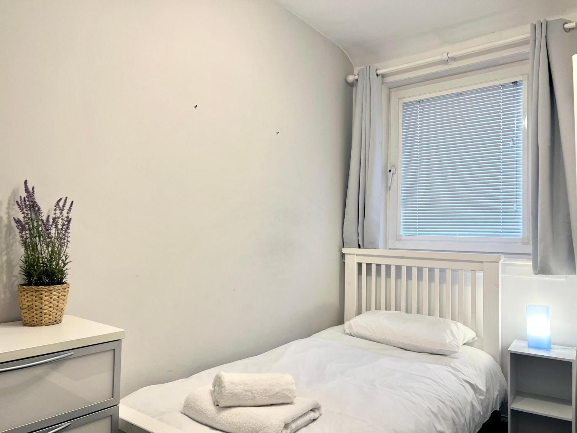 Hotel Roost Hill - Free Parking Zone EDI Zimmer foto